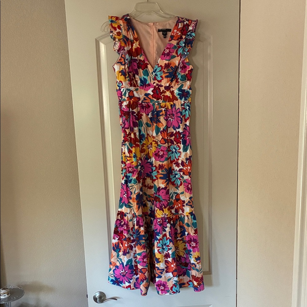 Maggy London GORGEOUS tropical floral print ruffle hem maxi dress Size 6